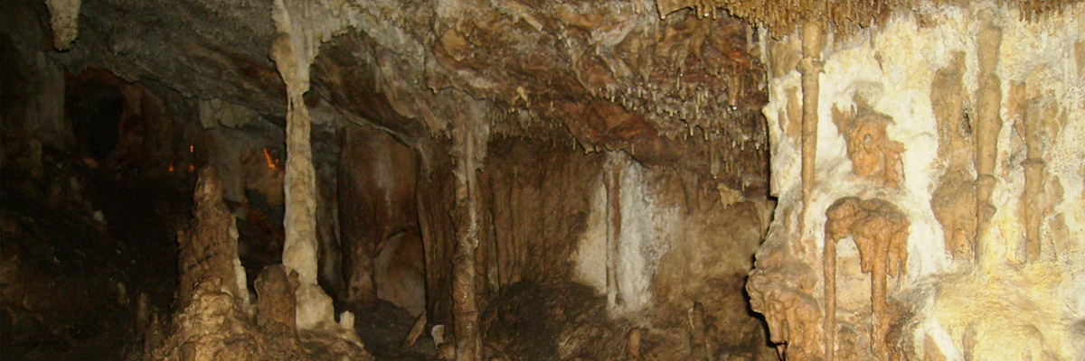 Monumento Natural Las Grutas de Cristal de Molinos